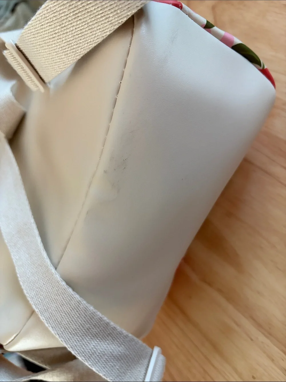Disney Bioworld Minnie Mouse Peach Backpack